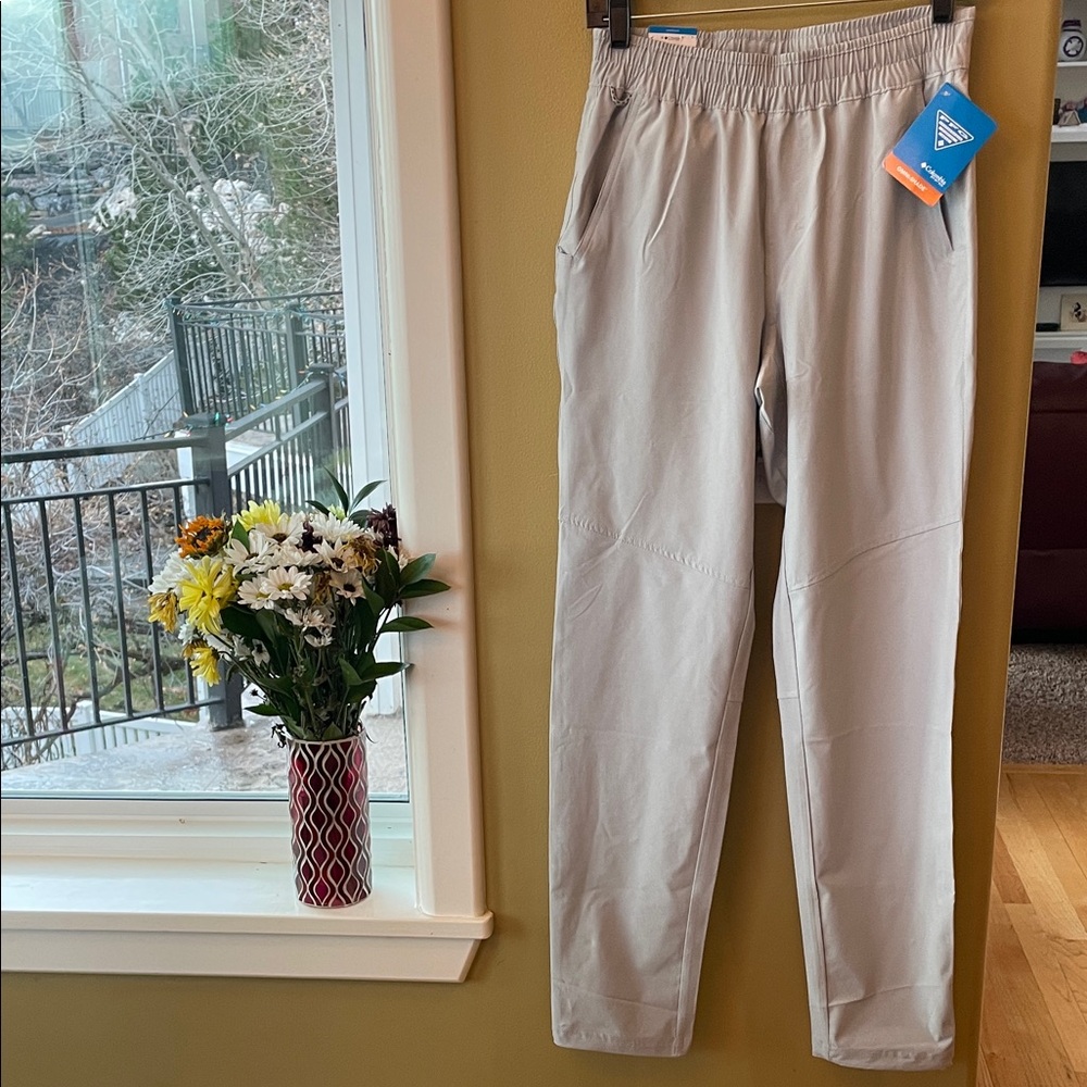 NWT Columbia Men's Light Gray Joggers